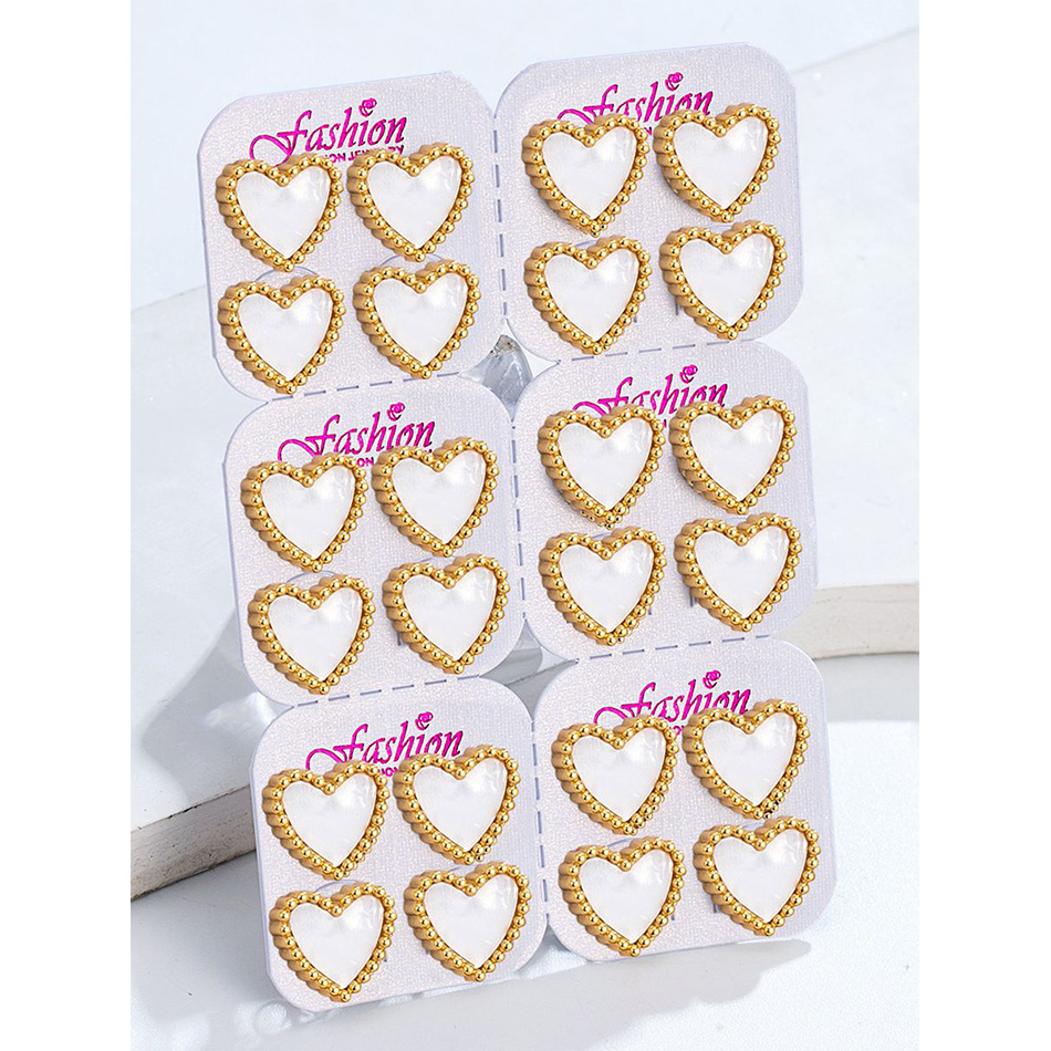 Body Jewelry Hypoallergenic - 12 Pasang Anting Stud Bentuk Hati