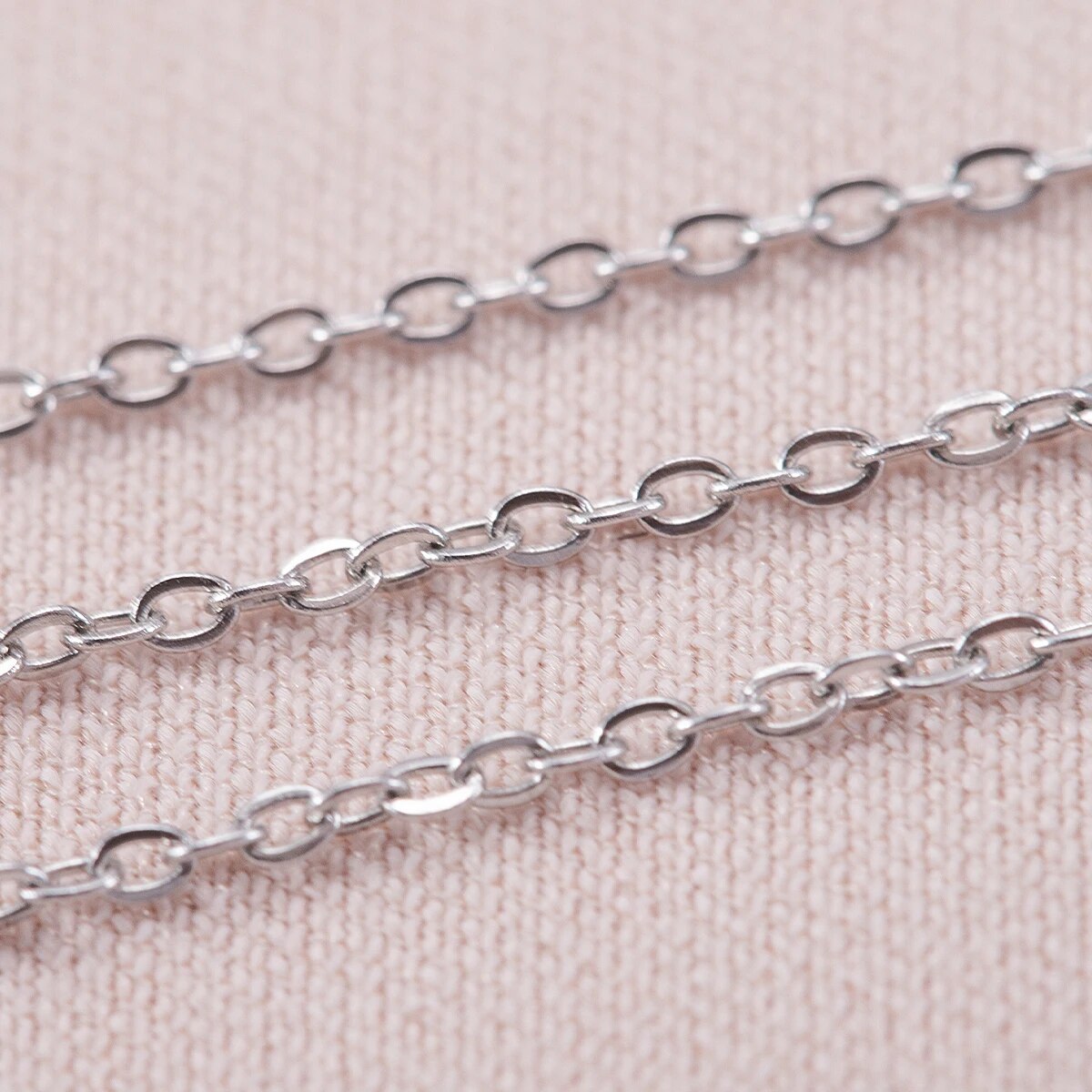 Rantai Tipis Bentuk O Baja Tah - Body Jewelry Chains ulasan dan harga